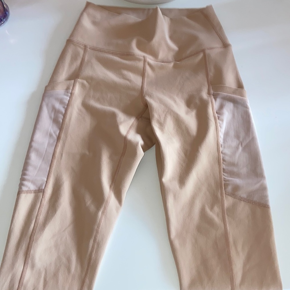Fabletics nude power hold leggings with pockets